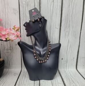 Elegant Brown Beaded Necklace